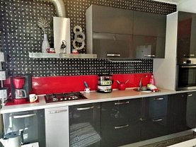 Apartament de vânzare 3 camere, în Bucureşti, zona Titan