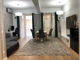 Apartament de vânzare 4 camere, în Bucureşti, zona Unirii
