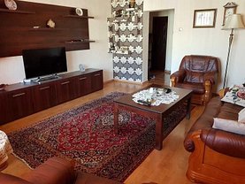 Apartament de vânzare 3 camere, în Bucureşti, zona Calea Călăraşilor
