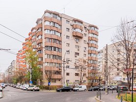 Apartament de vanzare 3 camere, în Bucuresti, zona Decebal