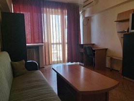 Apartament de vânzare 3 camere, în Bucuresti, zona P-ta Romana