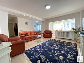 Apartament de vânzare 3 camere, în Bucureşti, zona Decebal
