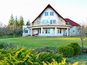 Casa de închiriat 6 camere, în Corbeanca