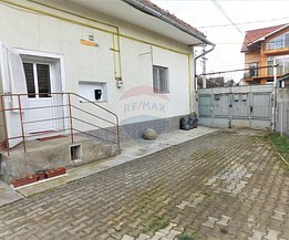 Casa de vânzare 2 camere, în Cluj-Napoca, zona Plopilor
