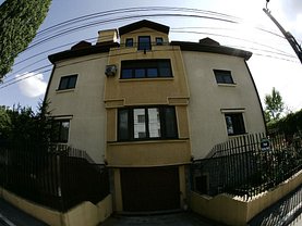Casa de vanzare 15 camere, în Bucuresti, zona Floreasca