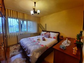 Apartament de vânzare 3 camere, în Timişoara, zona Lipovei