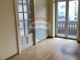 Apartament de vânzare sau de închiriat 4 camere, în Bucureşti, zona Calea Victoriei