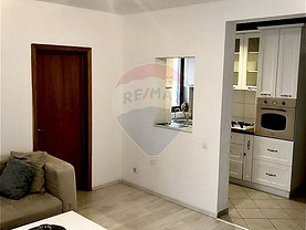 Apartament de vânzare 2 camere, în Bucureşti, zona Decebal