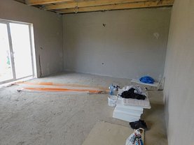 Casa de vânzare 3 camere, în Timisoara, zona Exterior Est