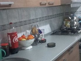 Apartament de vânzare 2 camere, în Bucureşti, zona Gorjului