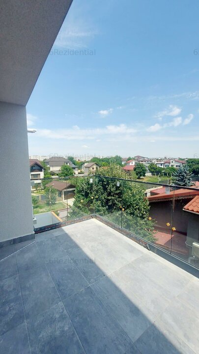 PRIMUL PROPRIETAR Apartament 3 CAMERE 2 BAI+ 2 BALCOANE sau TERASA PRIVATA
