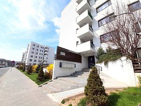 Apartament de vânzare 3 camere, în Bucureşti, zona Băneasa