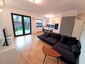 Casa de închiriat 5 camere, în Corbeanca