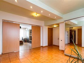 Apartament de închiriat 4 camere, în Bucureşti, zona Sebastian