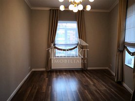 Apartament de vânzare 2 camere, în Cluj-Napoca, zona P-ţa Mihai Viteazul