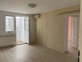 Apartament de vânzare 3 camere, în Bucureşti, zona P-ţa Victoriei