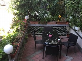 Casa de închiriat 10 camere, în Bucureşti, zona Cotroceni