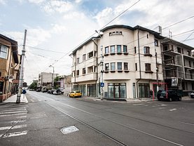 Vânzare spaţiu comercial