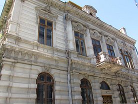 Casa de vânzare 30 camere, în Bucureşti, zona Cişmigiu