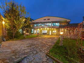 Casa de vânzare 6 camere, în Bacău, zona Calea Moldovei