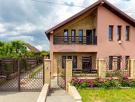 Casa de vânzare 10 camere, în Bacău, zona Şerbăneşti