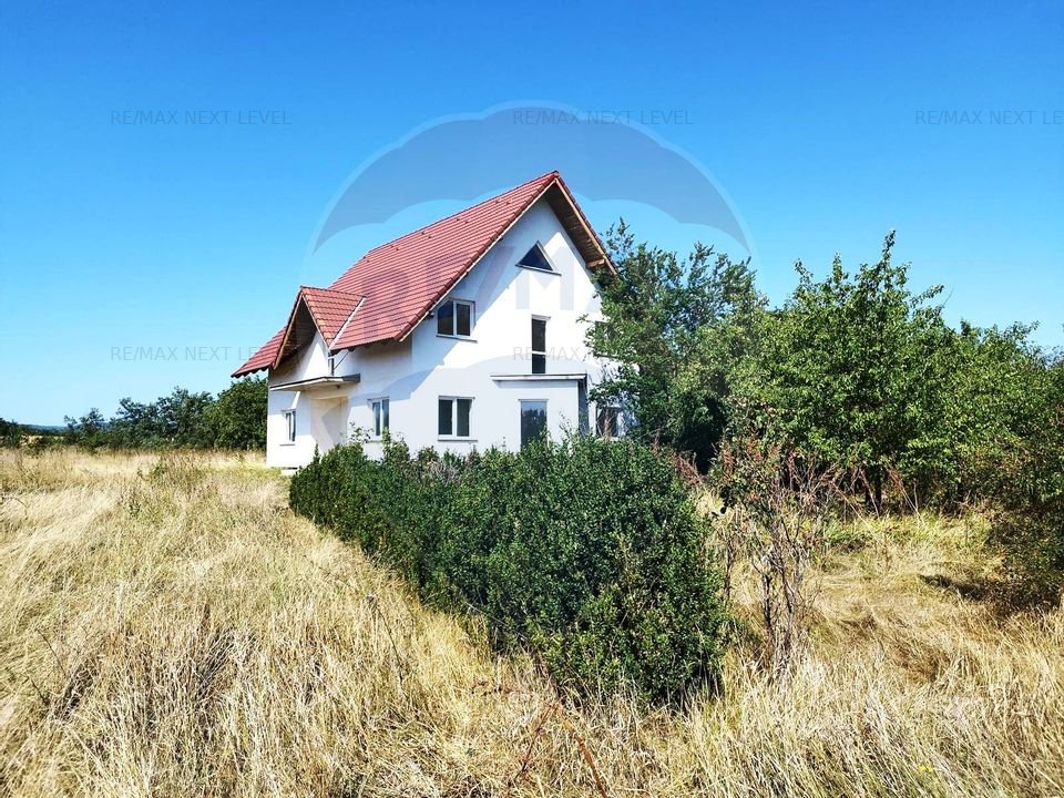 Casa / Vila cu 5 camere de vanzare Valea Seaca, jud Bacau