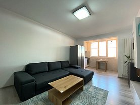 Apartament de vânzare 3 camere, în Constanţa, zona Tomis Nord