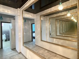 Apartament de vânzare 3 camere, în Mamaia, zona Nord
