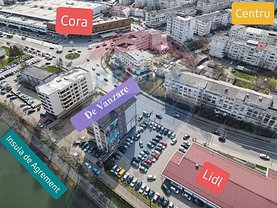 Apartament de vânzare 3 camere, în Bacău, zona Central