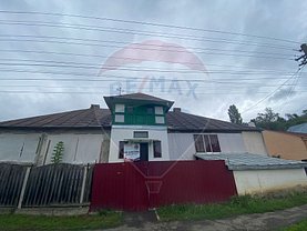 Casa de vânzare 2 camere, în Buhuşi, zona Sud