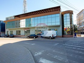 Închiriere spaţiu comercial