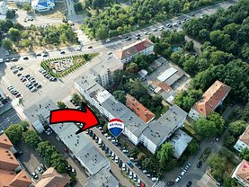 Vânzare spaţiu comercial