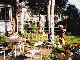 Casa de vânzare 12 camere, în Cheia