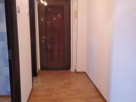 Apartament de vânzare 3 camere în Braila, Bariera