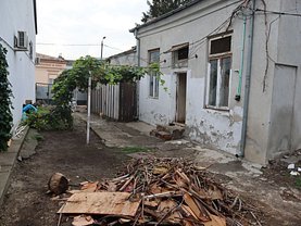 Casa de vânzare 6 camere, în Brăila, zona Central