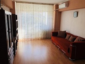 Apartament de vânzare 3 camere, în Bucureşti, zona Brâncoveanu