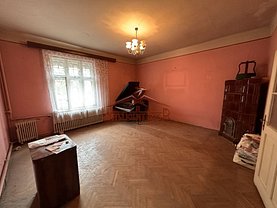 Casa de vânzare 4 camere, în Sibiu, zona Trei Stejari