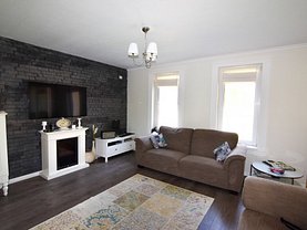 Casa de vânzare 4 camere, în Dumbravita