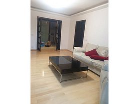 Apartament de închiriat 4 camere, în Bucureşti, zona Unirii