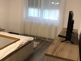 Apartament de închiriat 2 camere, în Deva, zona Zamfirescu