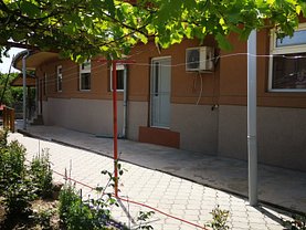 Casa de vanzare 11 camere, în Voluntari, zona Central