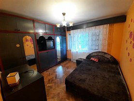 Apartament de închiriat 3 camere, în Cluj-Napoca, zona Mărăşti