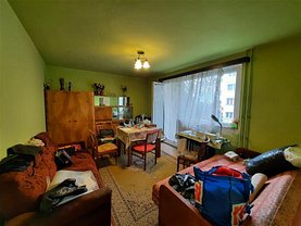Apartament de vânzare 4 camere, în Cluj-Napoca, zona Mănăştur