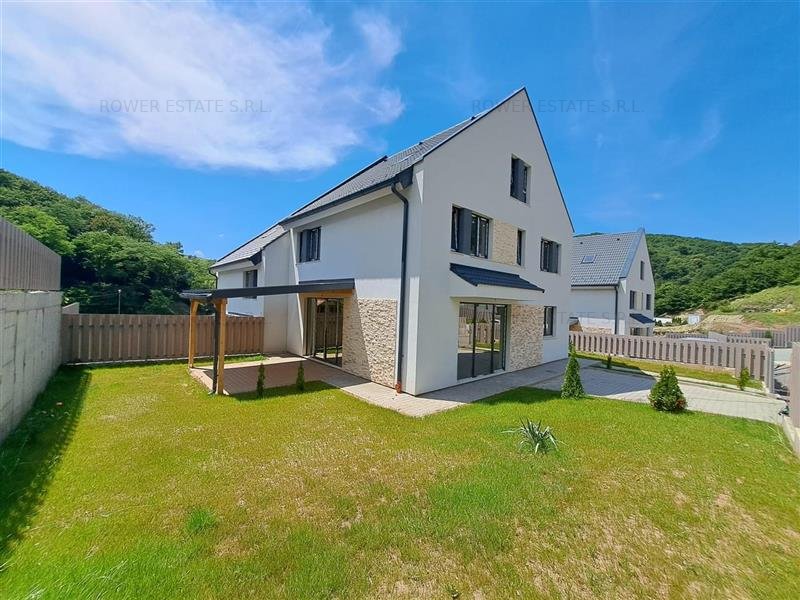 Casa Tip Duplex, 127 mp utili, situata in Tauti!