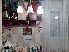 Apartament de vânzare 3 camere, în Bucureşti, zona Brâncoveanu