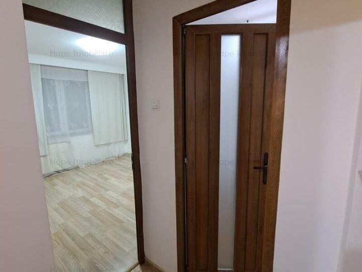 Berceni Piata Sudului - 2 camere , posibilitate montare centrala proprie