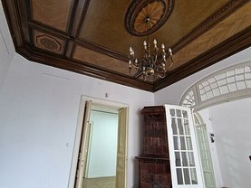 Apartament de vânzare 7 camere, în Bucureşti, zona Moşilor