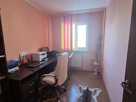 Apartament de vânzare 3 camere în Pitesti, Trivale