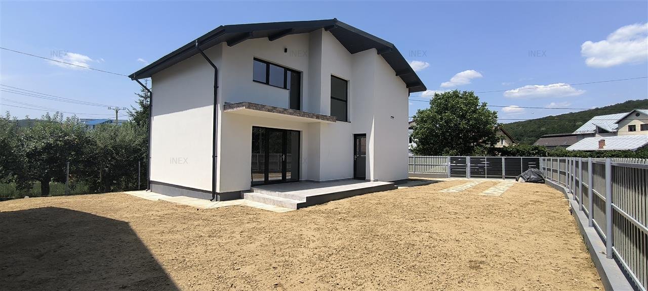BASCOV | Casa individuala| teren 375 mp | zona superba