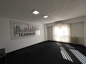Apartament de închiriat 4 camere, în Bucuresti, zona Barbu Vacarescu